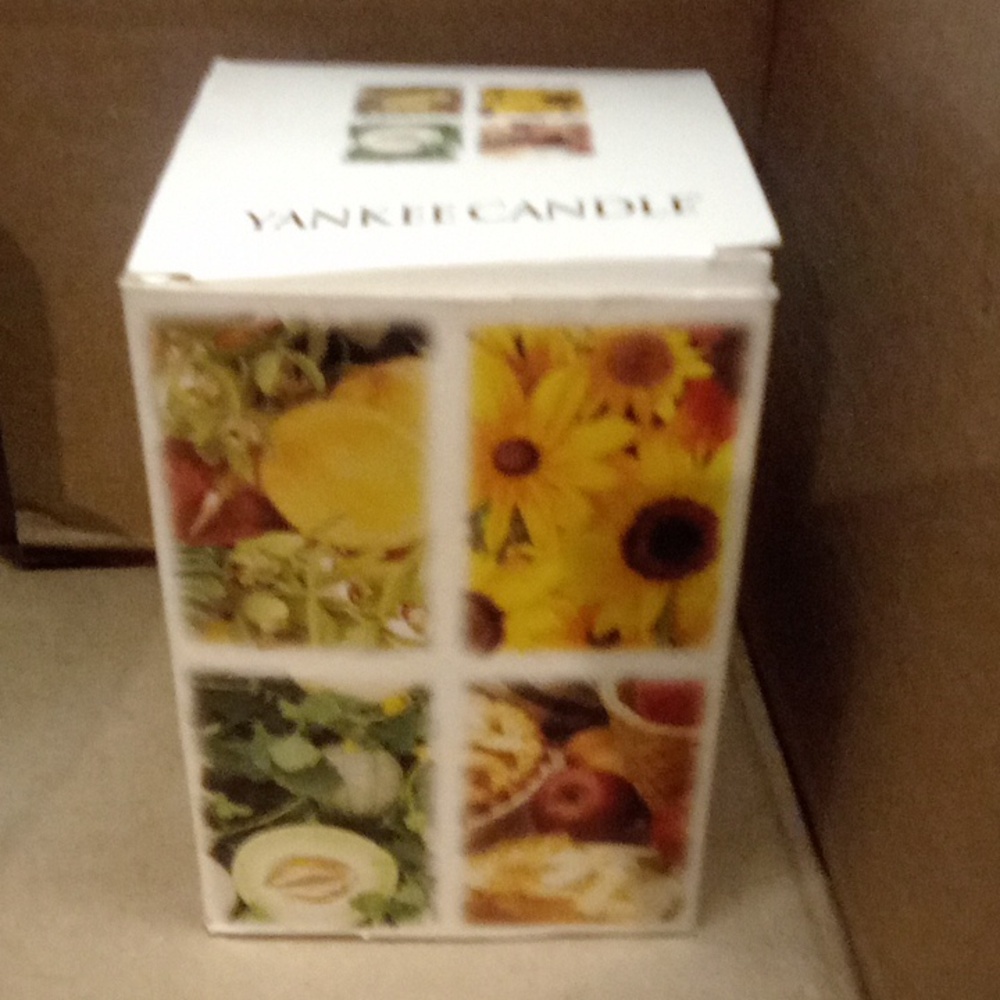 Yankee Candle Floral and Fruit Design Cucumber & Cantaloupe
